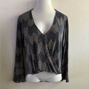 Veronica M V-Neck Chevron Dotted Bell Long Sleeve Blouse M